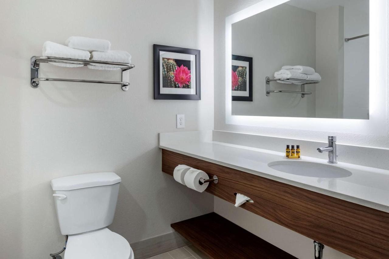 Best Western Plus Coachella Valley Inn & Suites Cathedral City Exteriör bild
