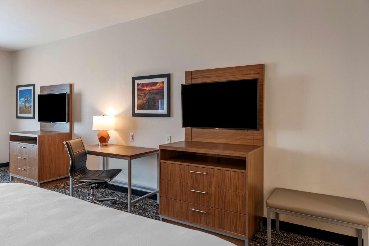 Best Western Plus Coachella Valley Inn & Suites Cathedral City Exteriör bild