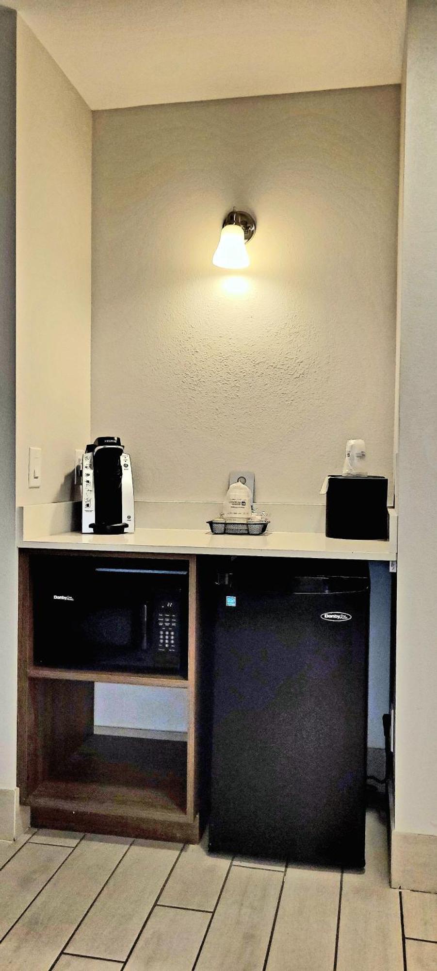 Best Western Plus Coachella Valley Inn & Suites Cathedral City Exteriör bild